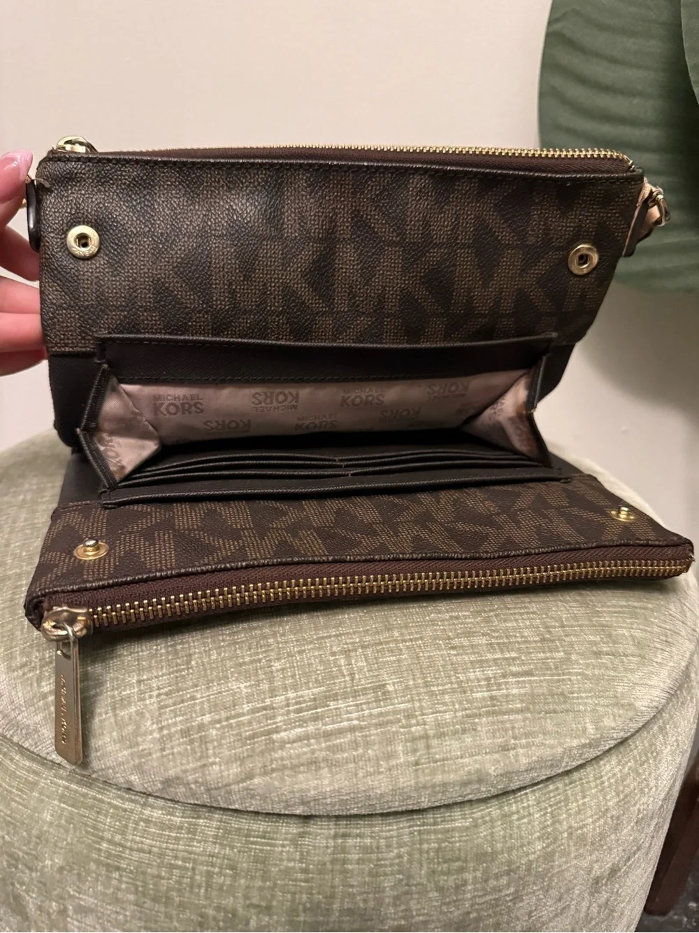 Michael Kors super cute